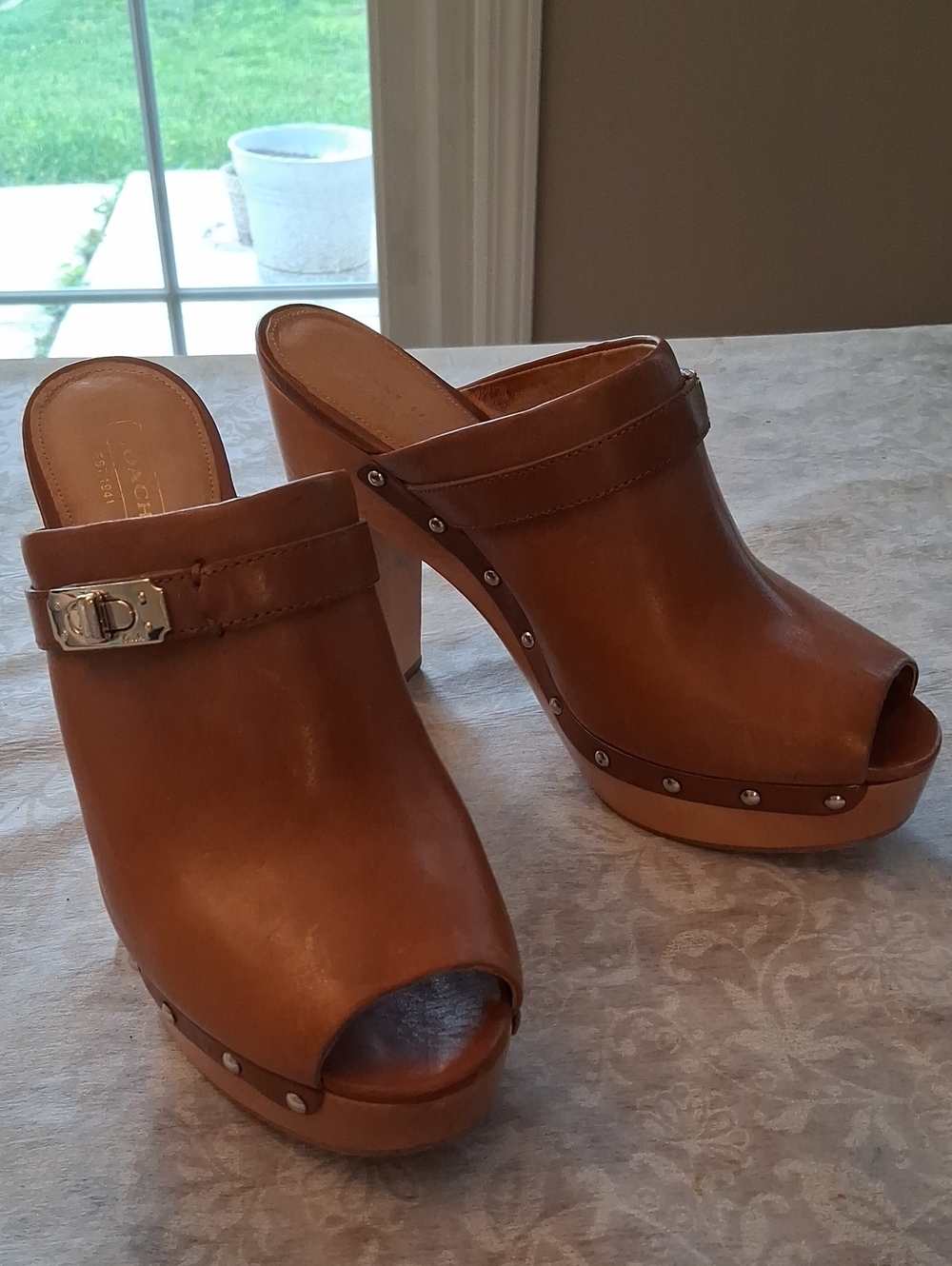 Coach Jodi Clog Heels Cognac Size 9.5